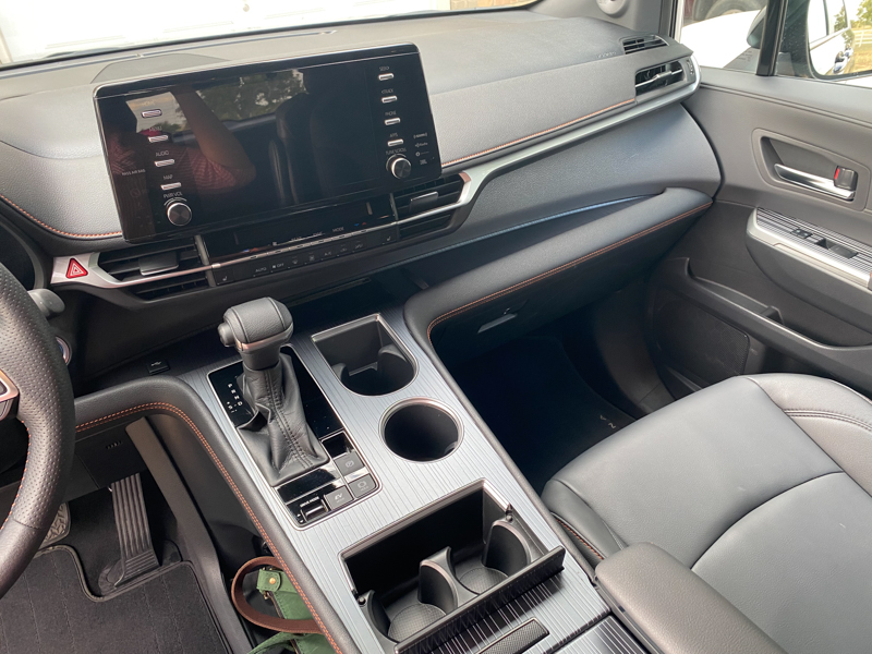 2022 Toyota Sienna Console