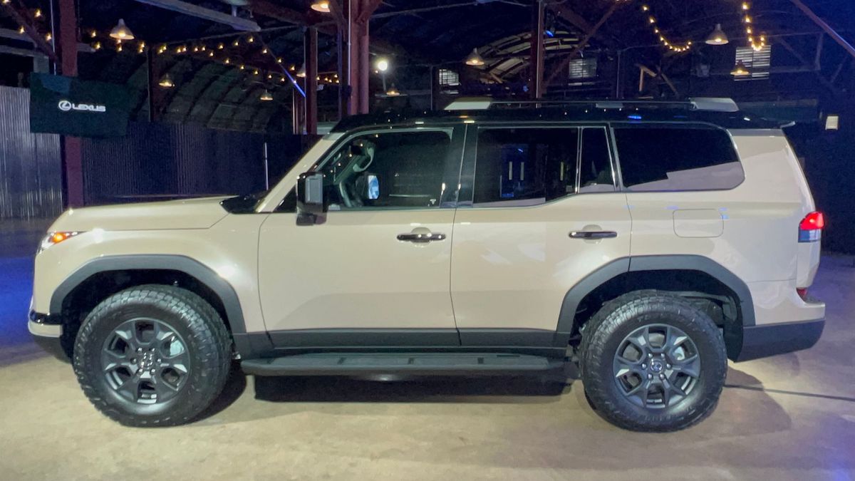 A Side View Of The 2024 Lexus Gx Shows Its Boxy, Angular Design