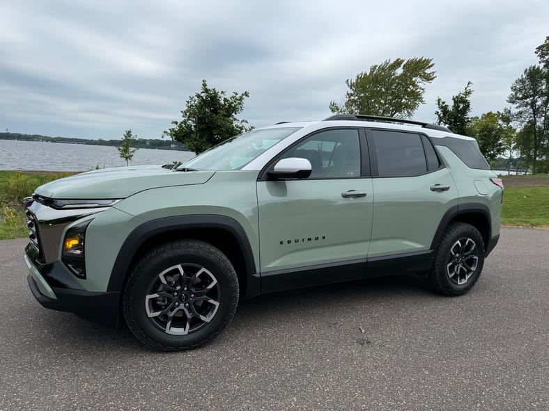 A Side View Of The 2025 Chevrolet Equinox