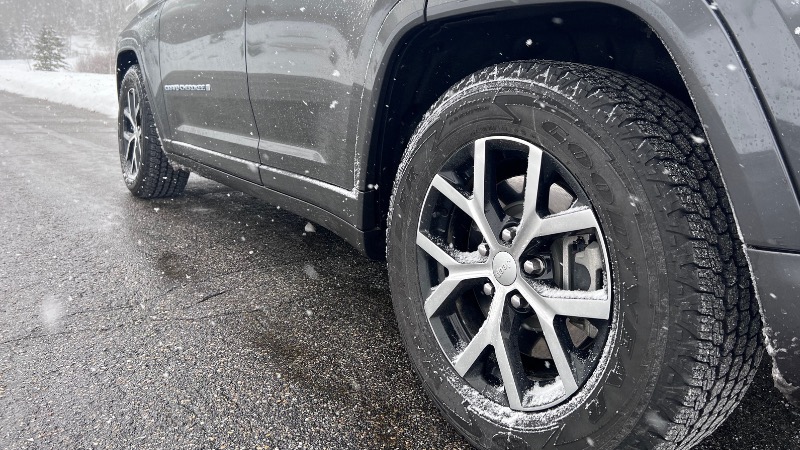 All-Weather, All-Terrain New Tires Helped The Jeep Grand Cherokee 4Xe Grip The Snowy Road. Photo: Allison Bell