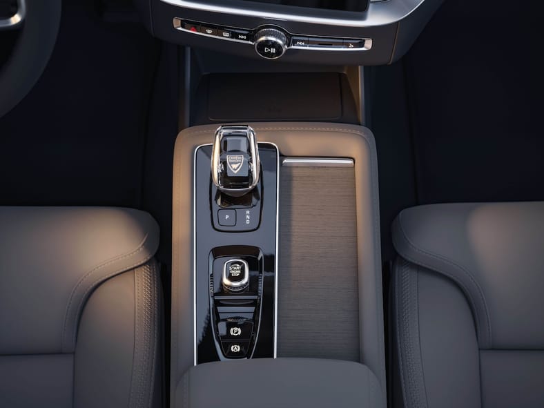 Center Console 2025.5 Volvo Xc90