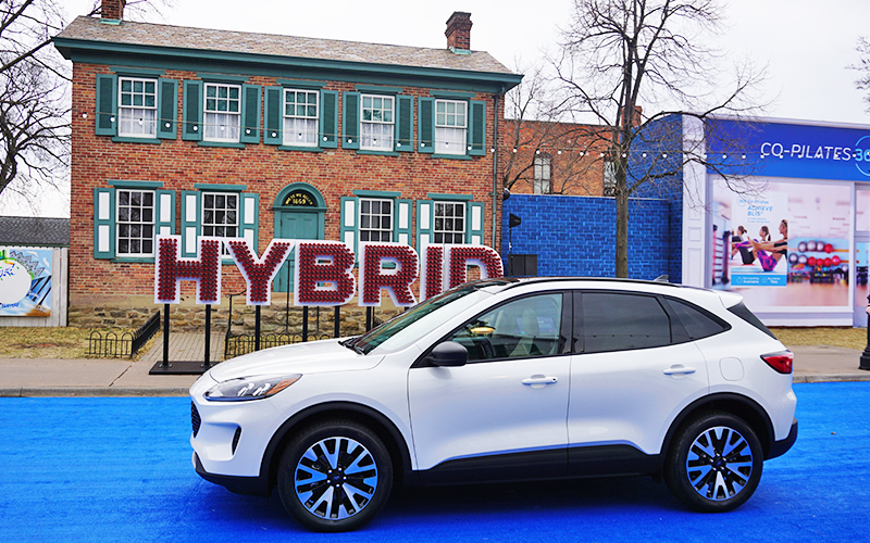 Ford Escape Two Row Suv Parked By A Hybrid Sign 