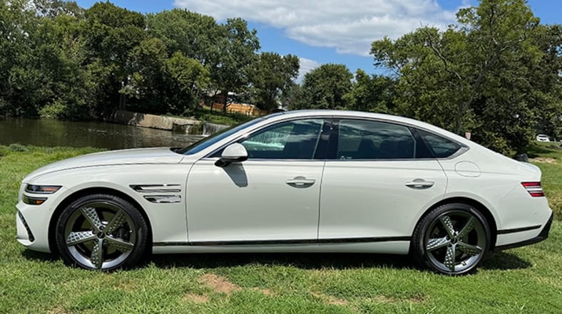 A Side View Of The 2025 Genesis G80