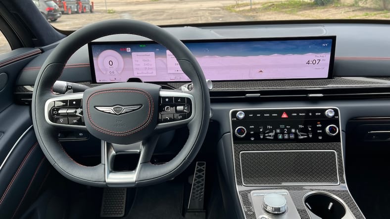 The View From The Driver'S Seat In The 2025 Genesis Gv80 Coupe