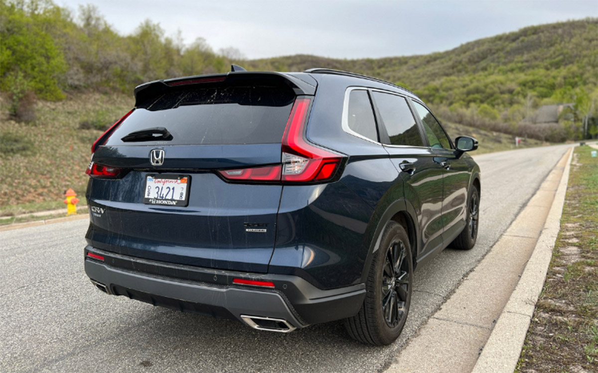 Love That Telltale Squared Off Shape That Makes The Cr-V So Recognizable. Photo By Allison Bell