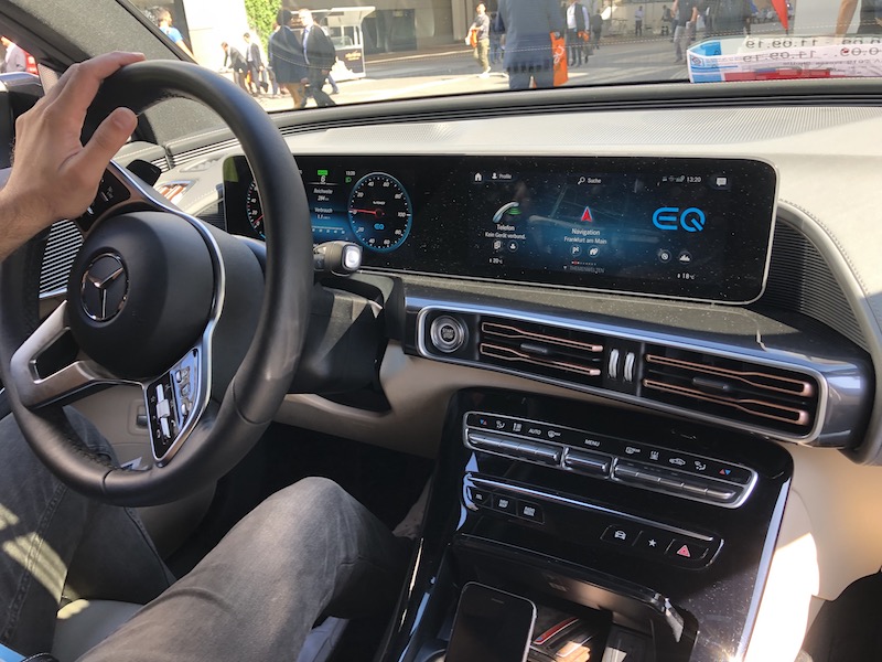 Mercedes Bens Eqc Dashboard Future Cars