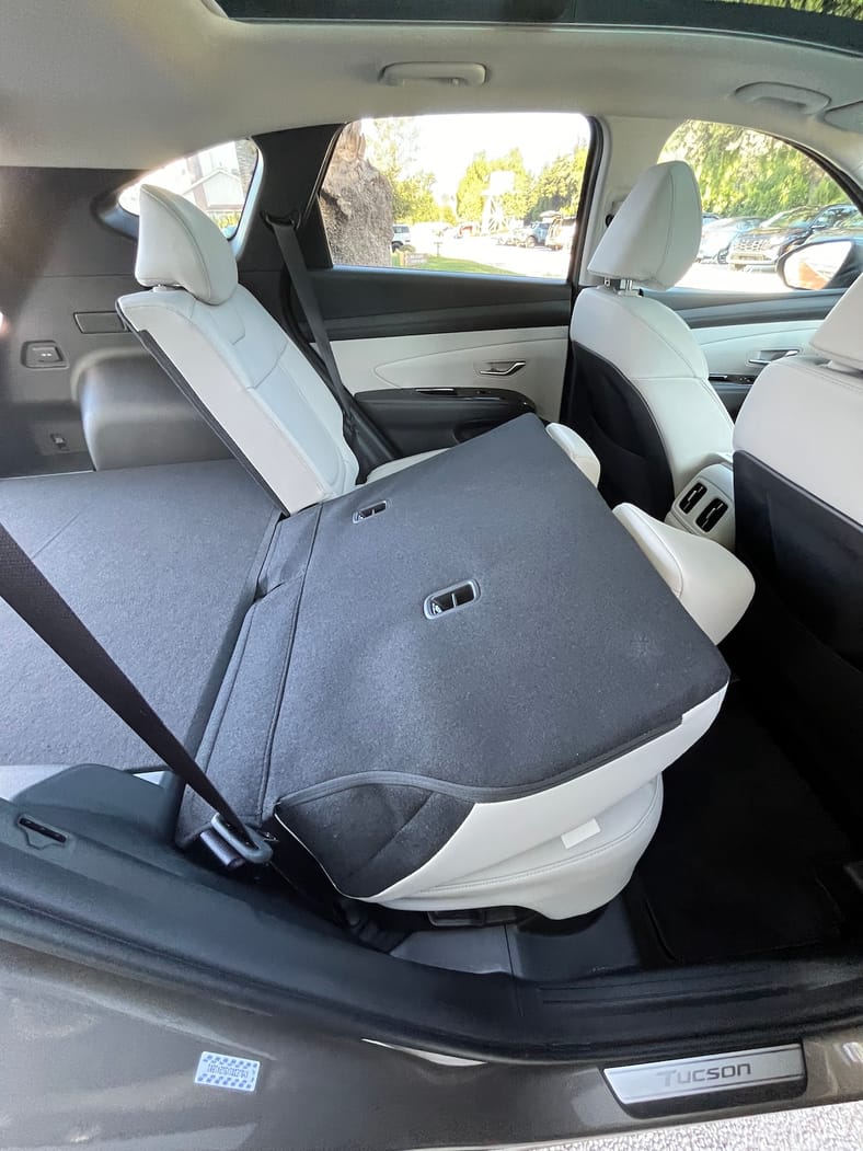 Rear Seats In The 2025 Hyundai Tucson Hybrid