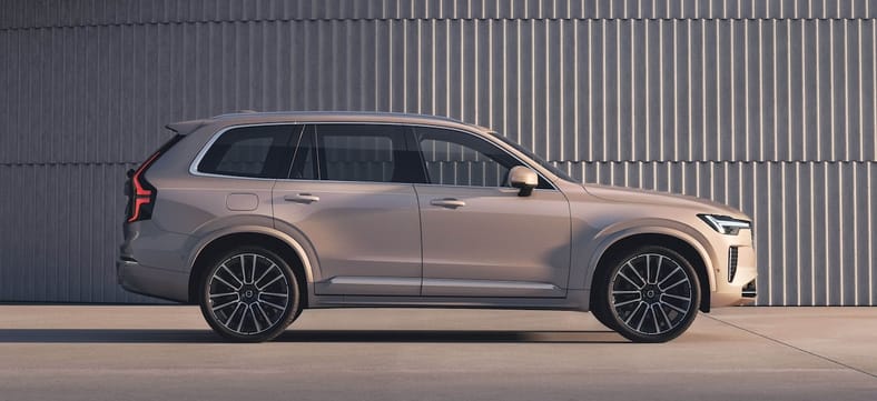 Side View 2025.5 Volvo Xc90