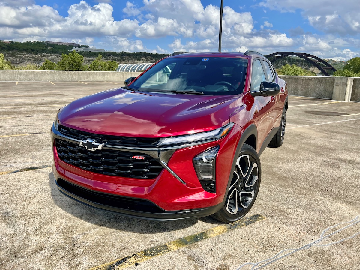 The Front The Trax Shows The Rs Badge On The Grille