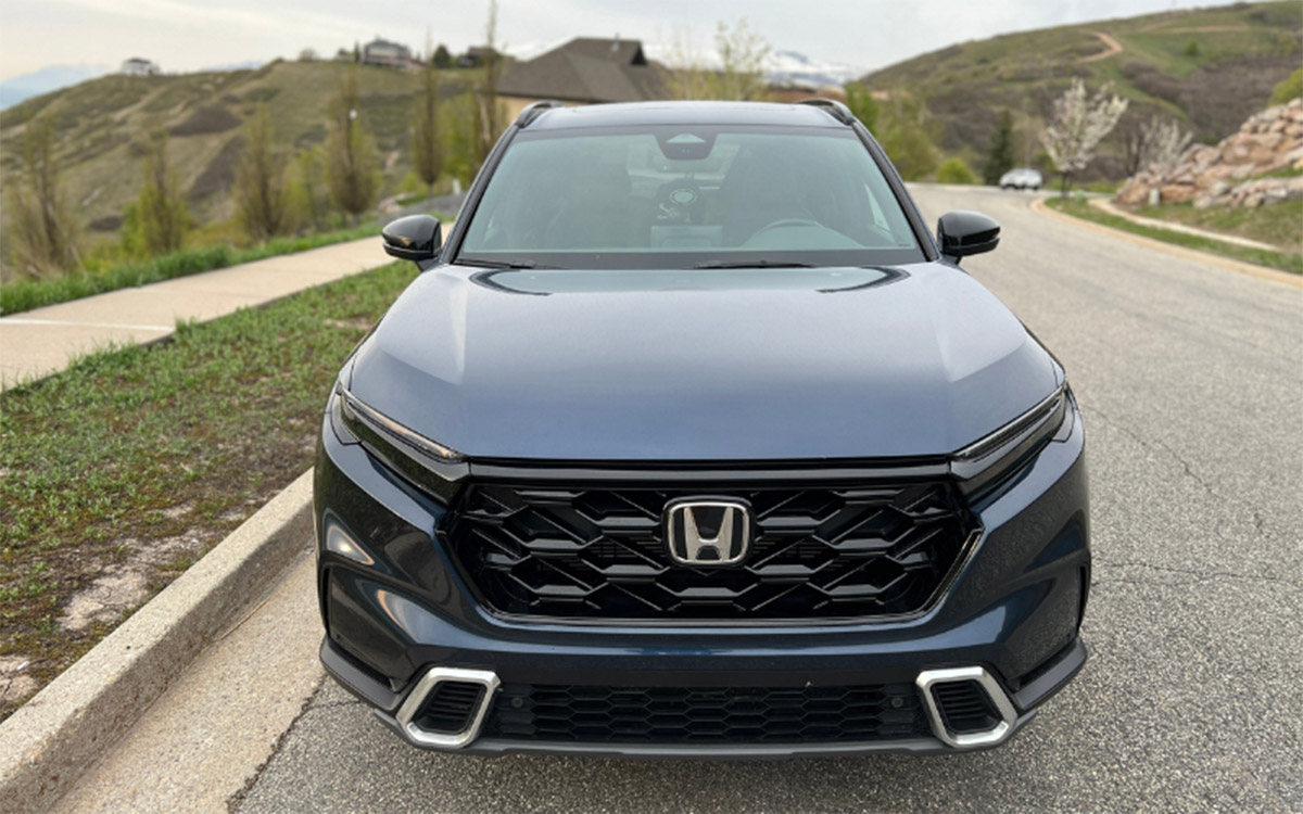 The 2023 Honda Cr-V Hybrid Awd Sport Touring From The Front. Photo By Allison Bell