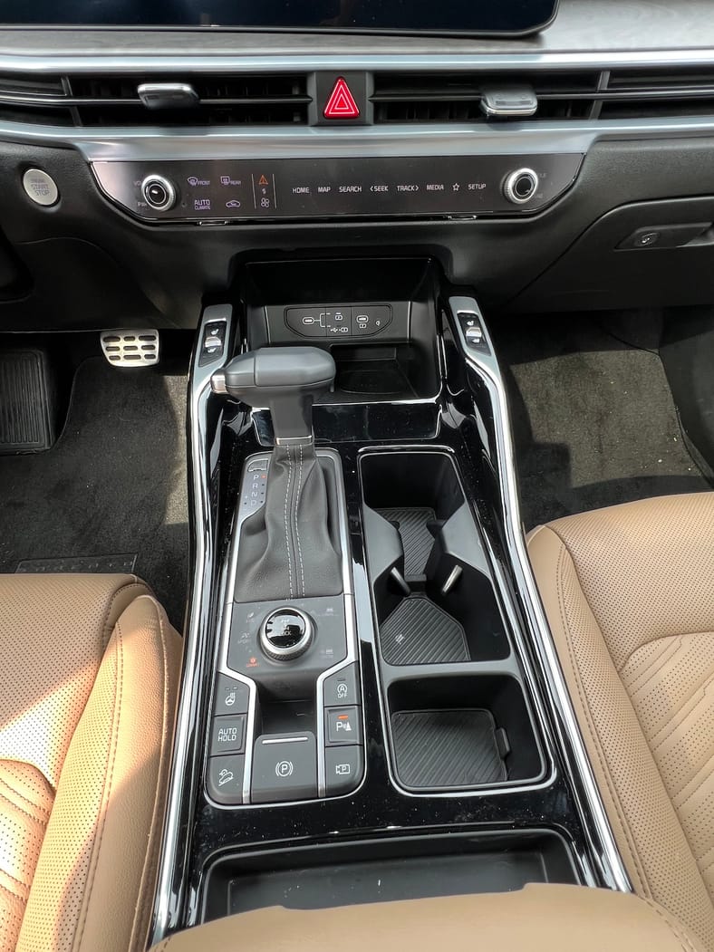 The Center Console In Thekia Sorento X-Pro