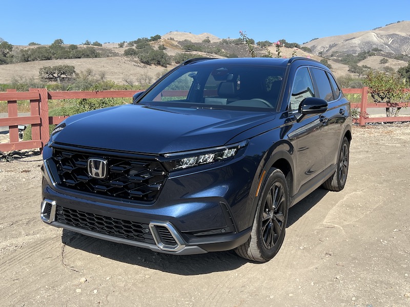 The Honda Cr-V'S Mesh Grille Is So Elegant