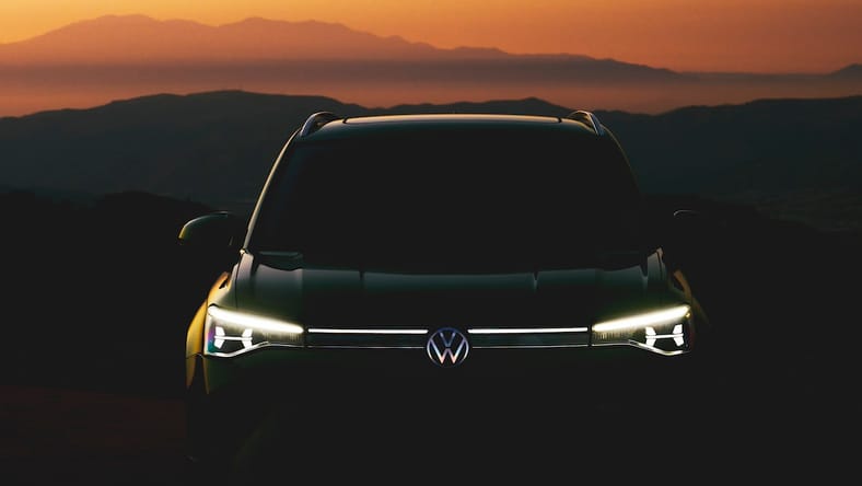 The Nighttime Signature Of The 2025 Vw Taos