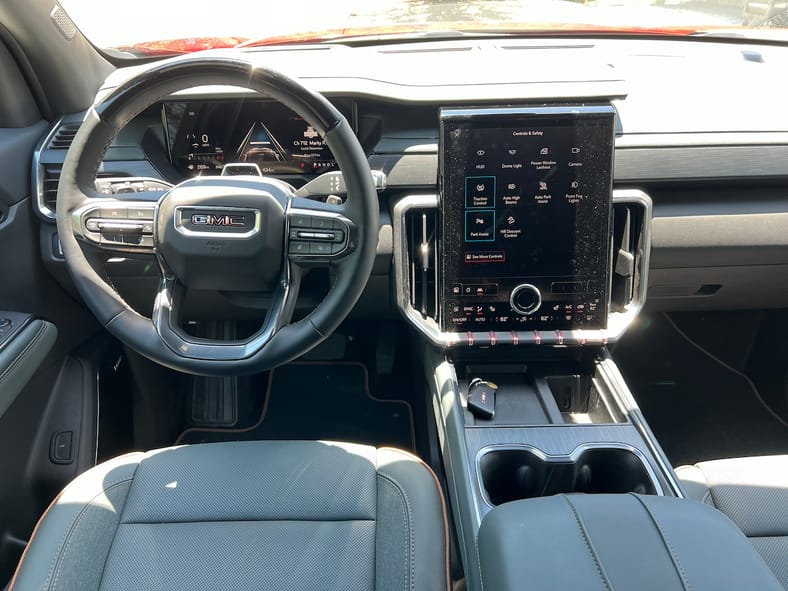 The View From The Driver'S Seat In The 2024 Gmc Acadia