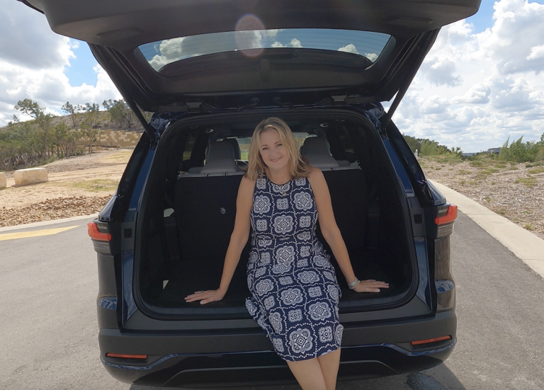 The Cargo Area Of The Lexus Tx